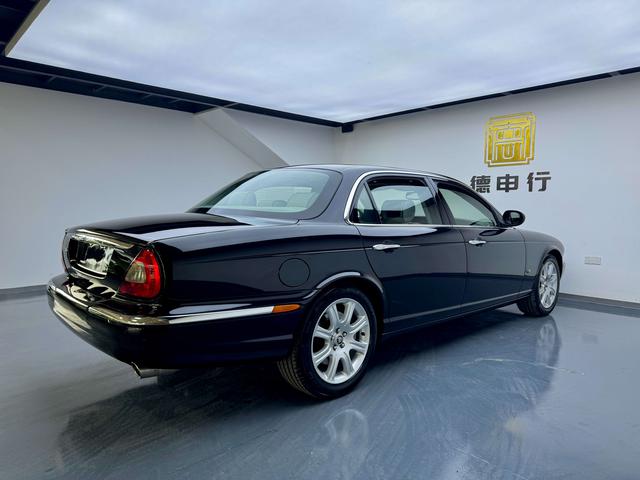 Jaguar XJ 2005 thumb 4
