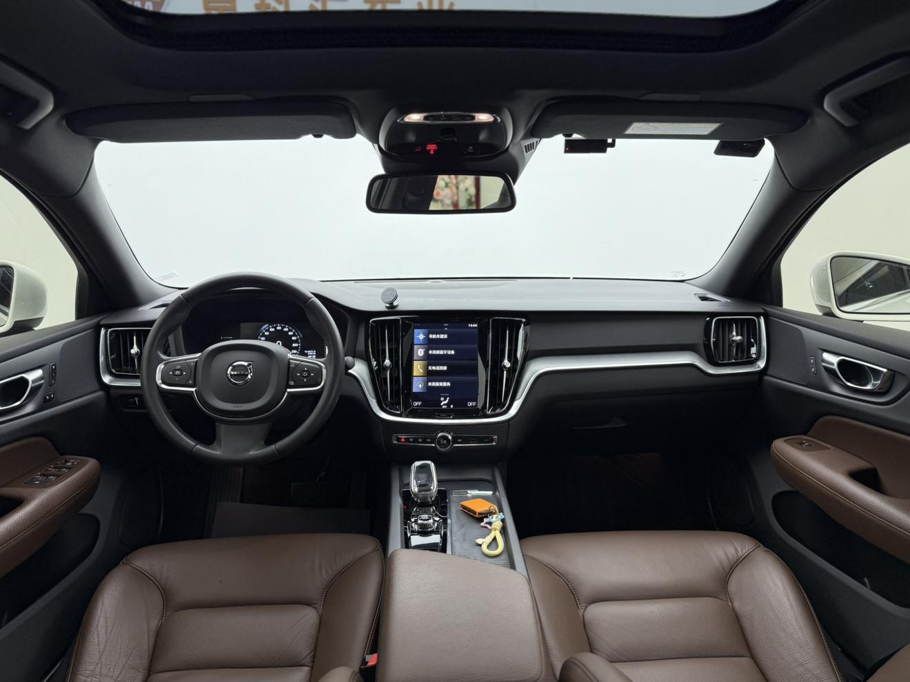Volvo S60 2022 thumb 5