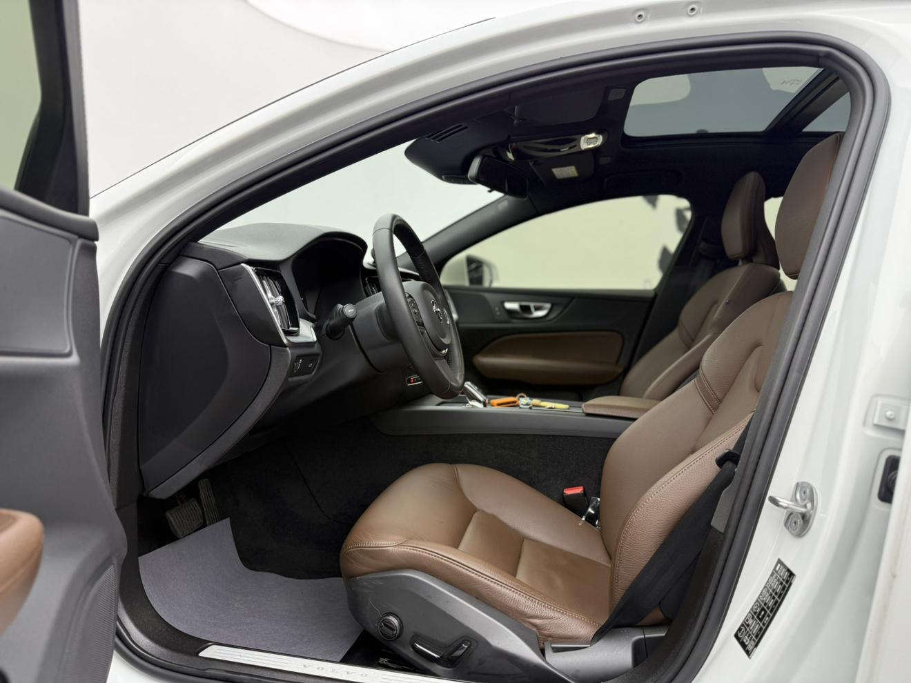 Volvo S60 2022 thumb 9