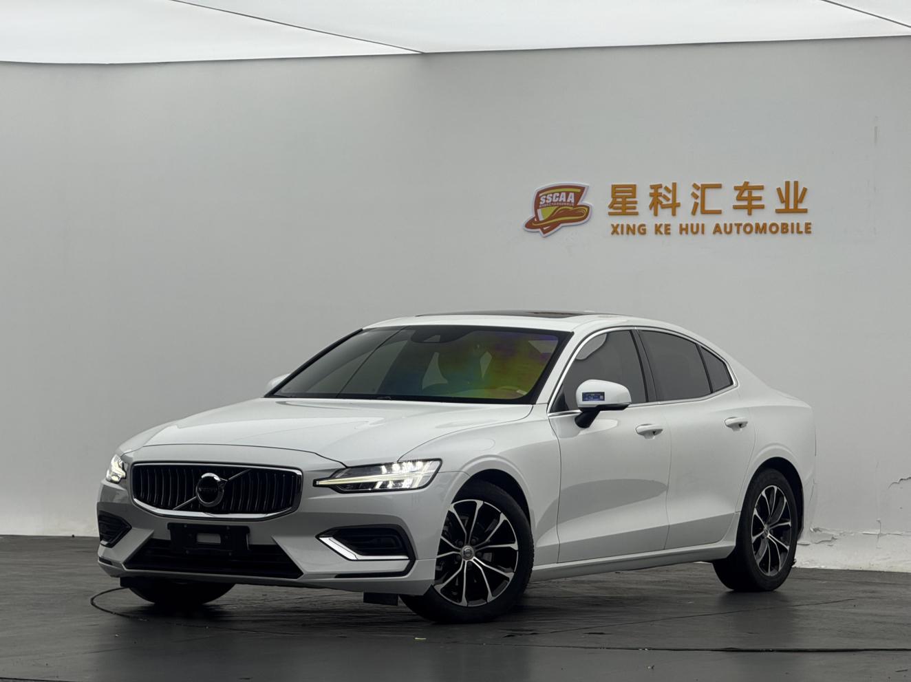 Volvo S60 2022 thumb 11