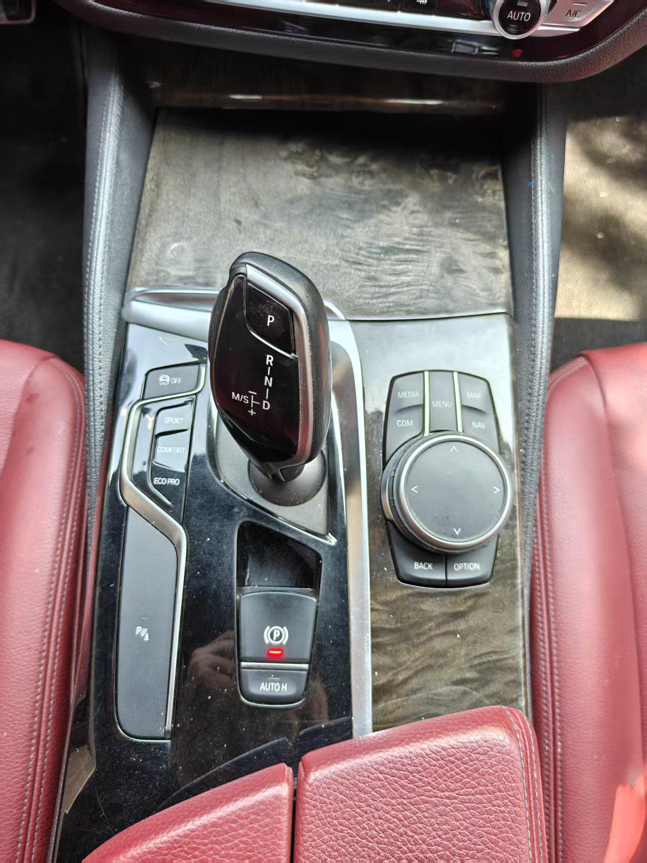 BMW 5 серии 2020 thumb 10