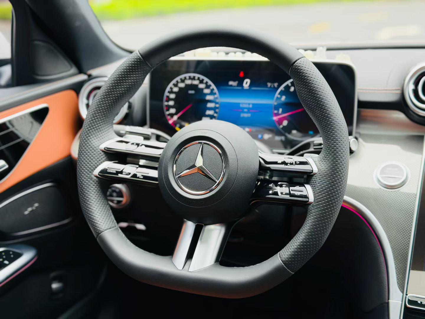 Mercedes-Benz C-Class 2024 thumb 6