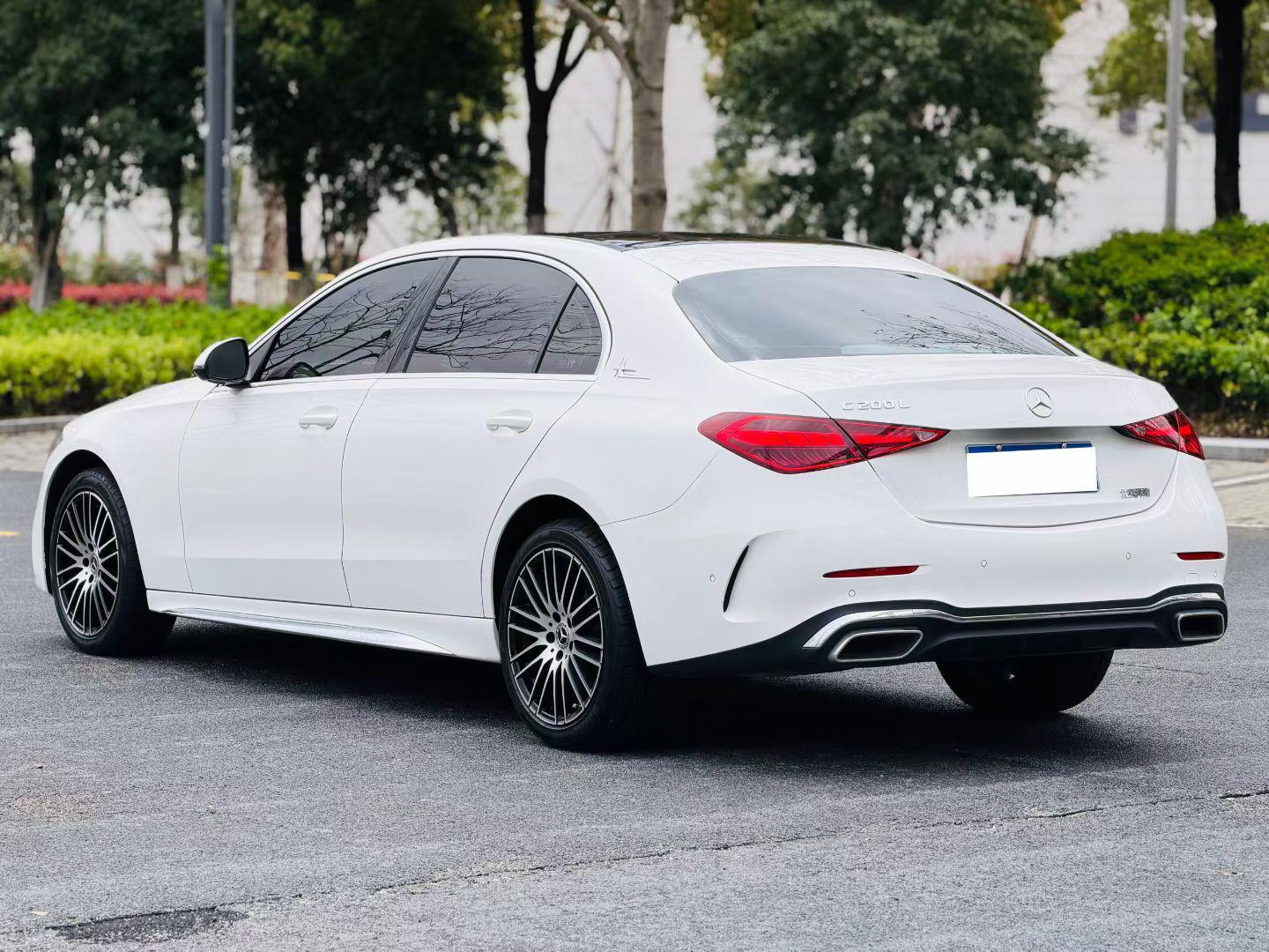 Mercedes-Benz C-Class 2024 thumb 11