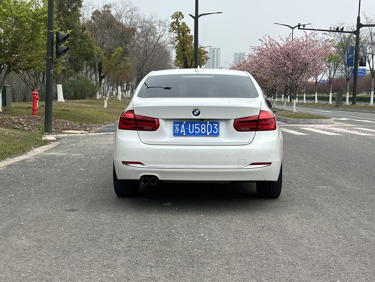 BMW 3 серии 2017 thumb 4