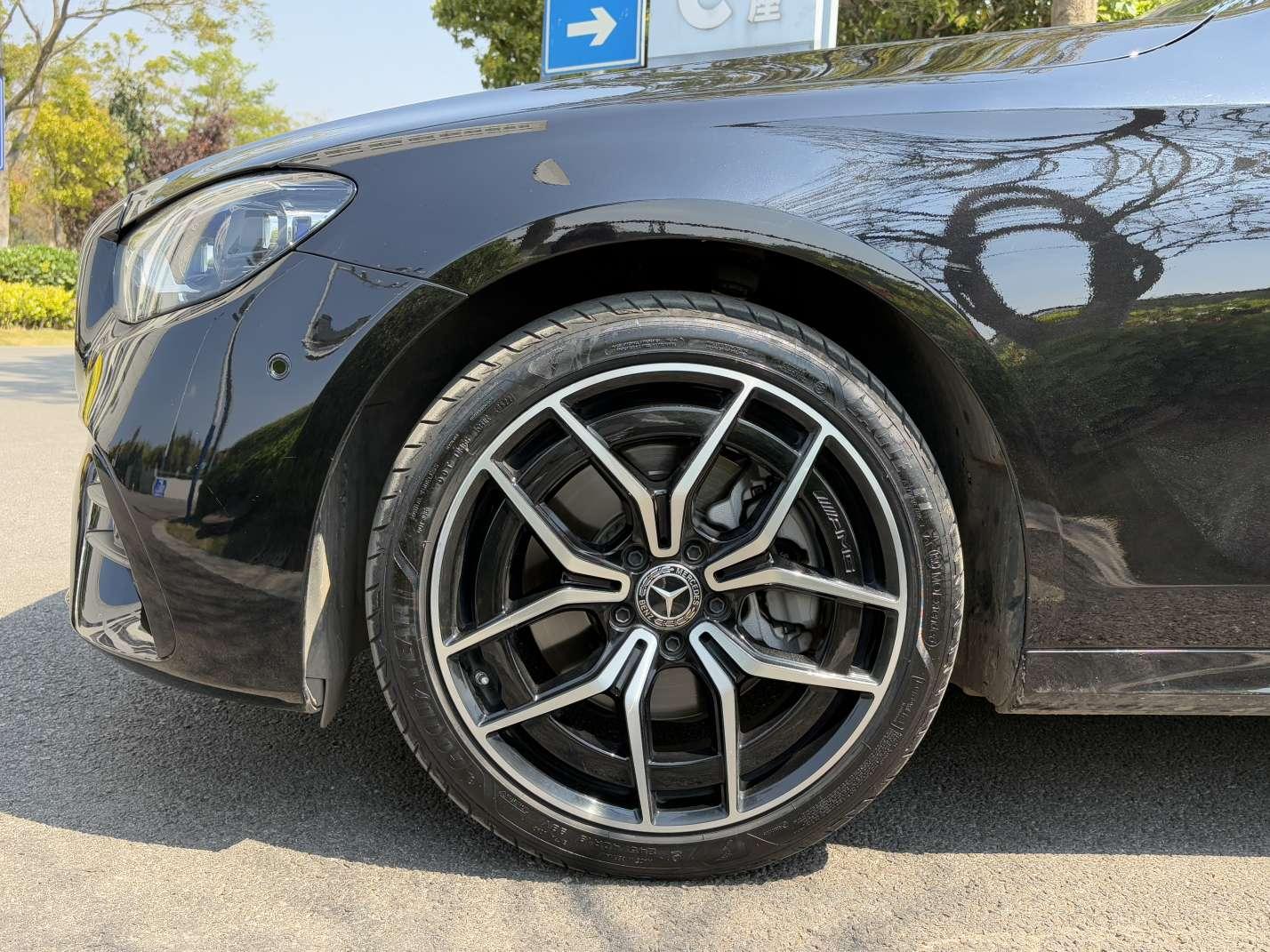 Mercedes-Benz E-Class 2023 thumb 5