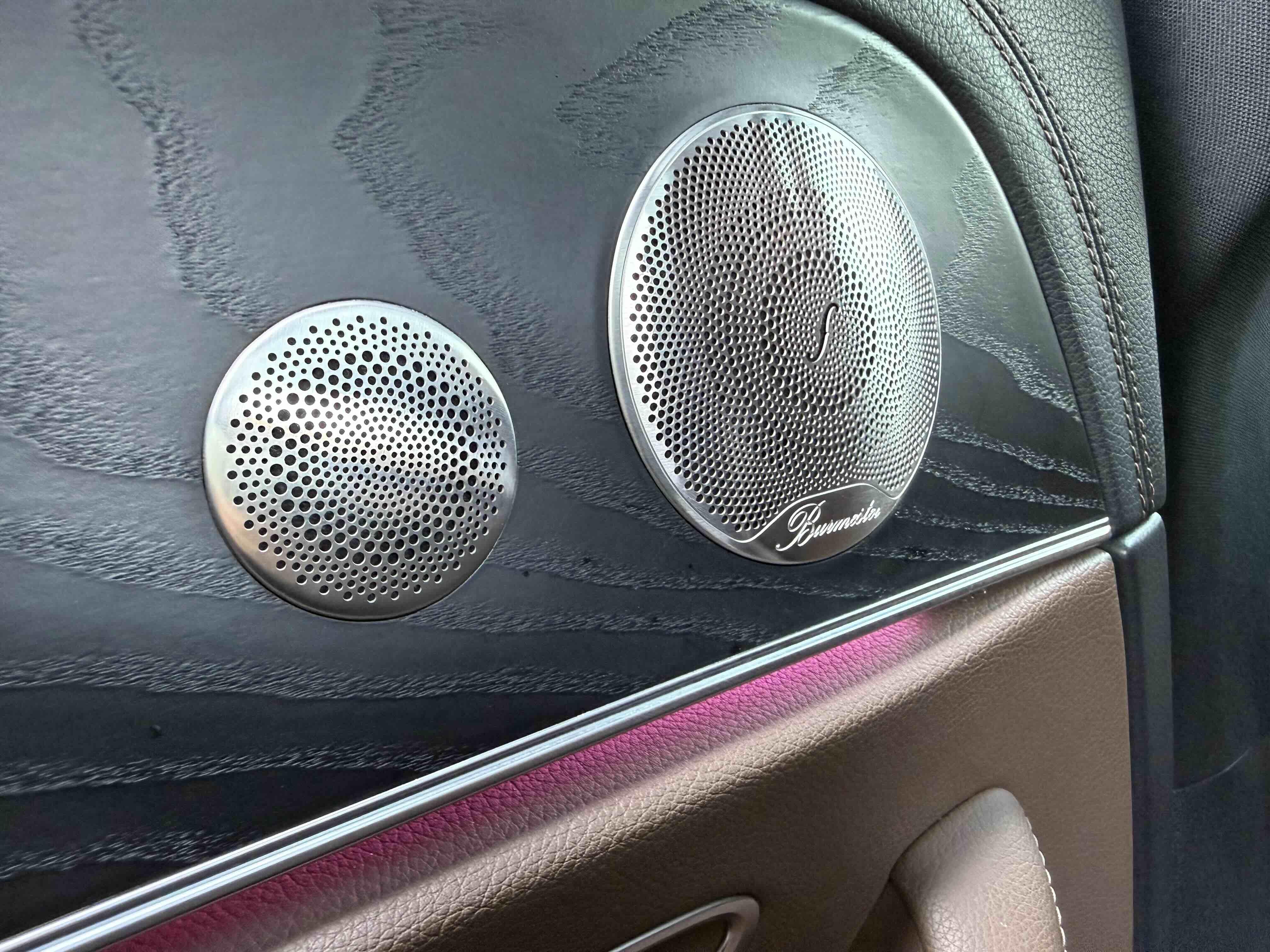Mercedes-Benz E-Class 2023 thumb 6
