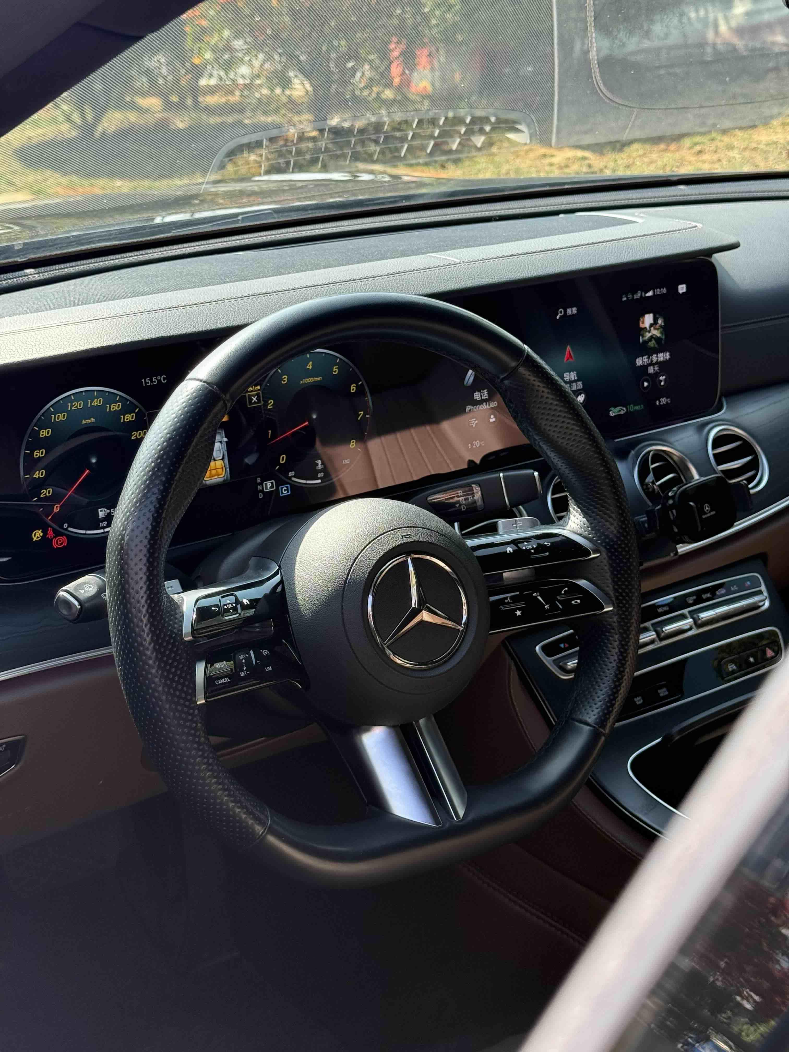 Mercedes-Benz E-Class 2023 thumb 7