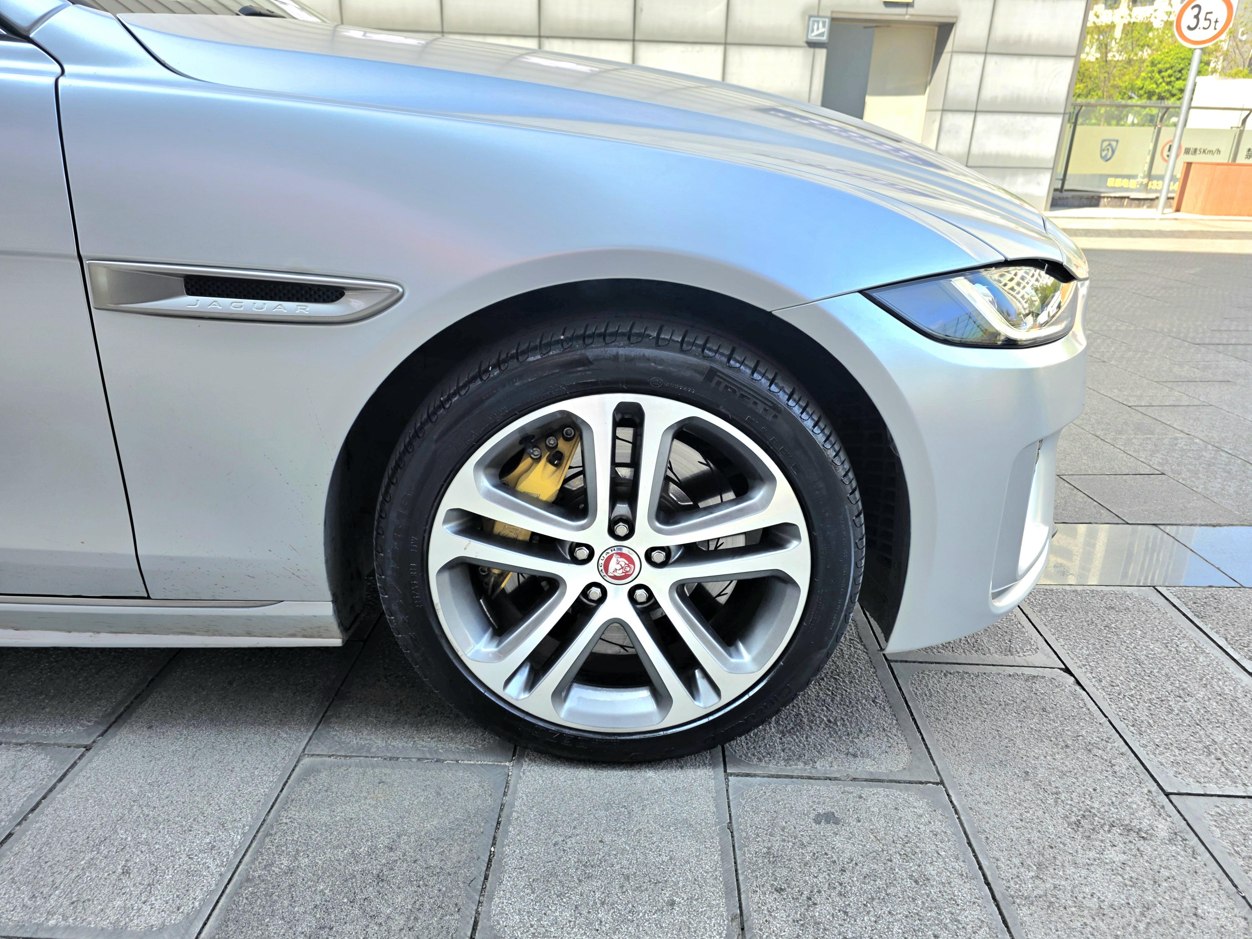 Jaguar XEL 2022 thumb 5