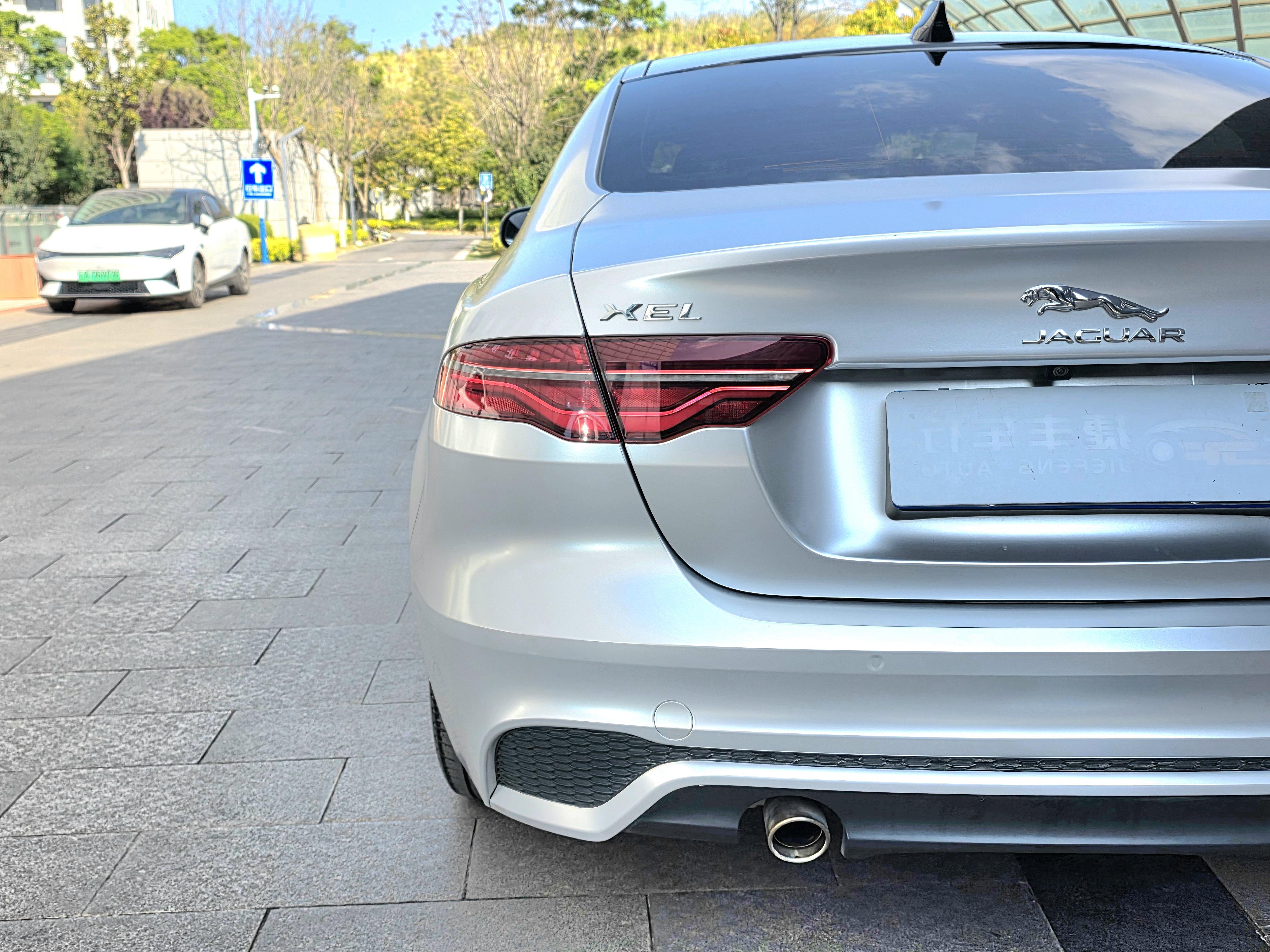 Jaguar XEL 2022 thumb 6