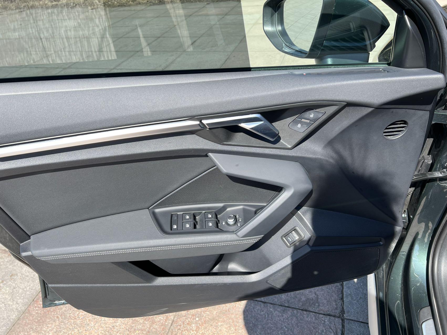 Audi A3 2023 thumb 6