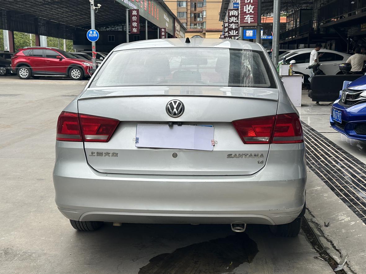 Volkswagen Santana 2013 thumb 2