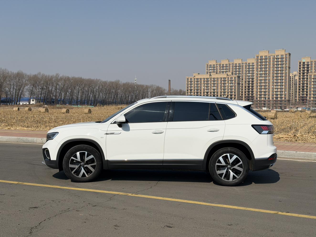 Volkswagen Tayron 2023 thumb 2