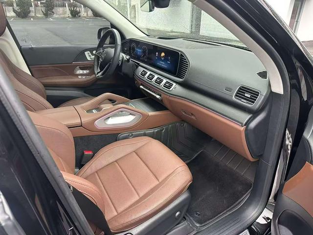 Mercedes-Benz GLE 2024 thumb 12