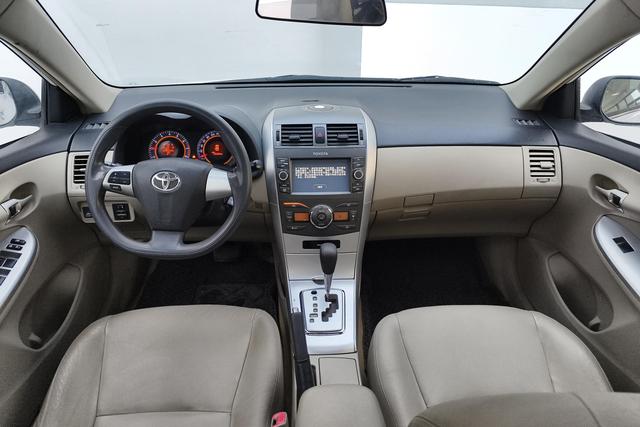 Toyota Corolla 2013 thumb 9