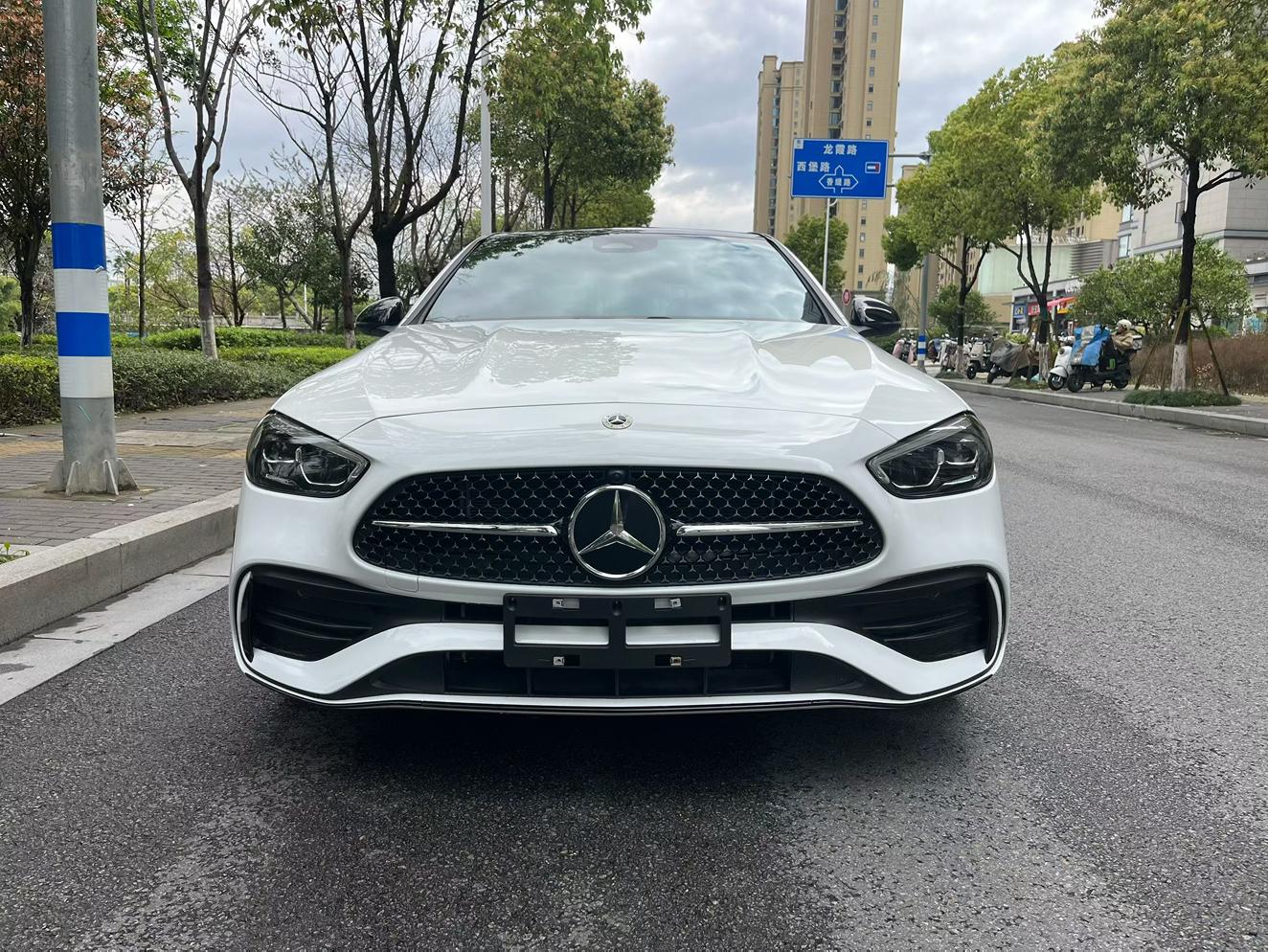 Mercedes-Benz C-Class 2024 thumb 9