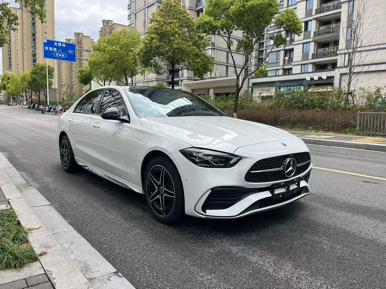 Mercedes-Benz C-Class 2024 thumb 10