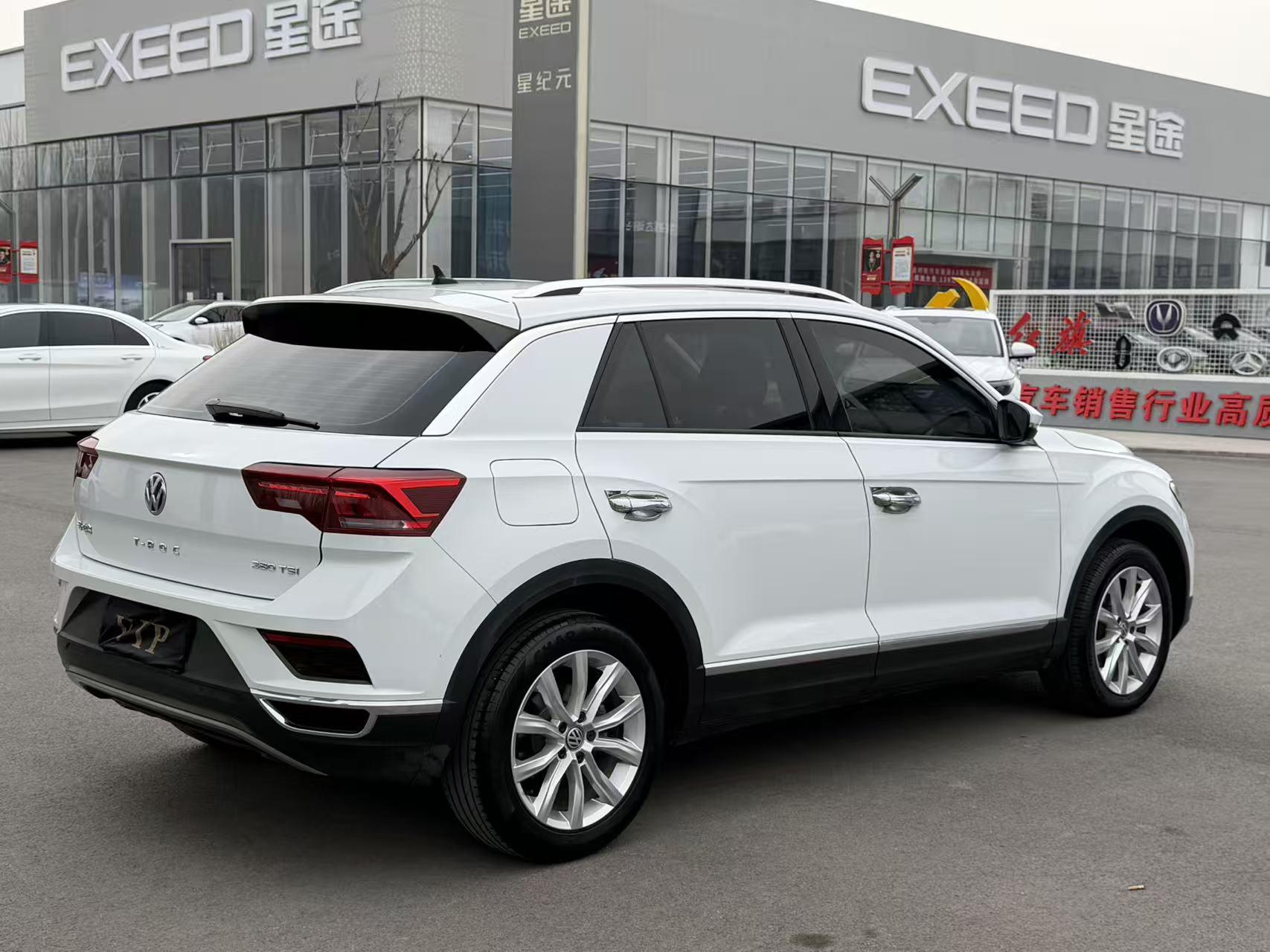 Volkswagen T-Roc 2020 thumb 4
