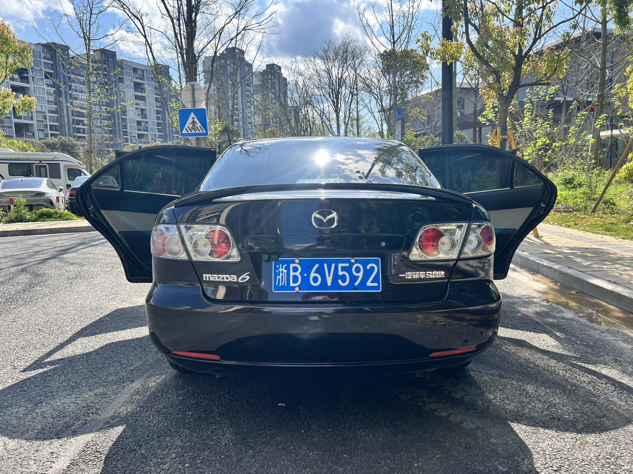 Mazda 6 2014 thumb 10