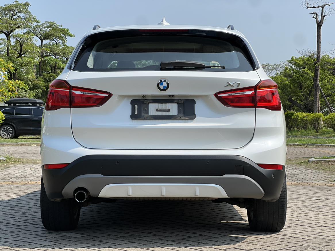 BMW X1 2018 thumb 4