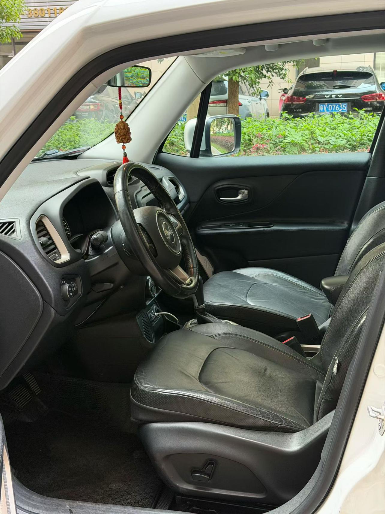 Jeep Renegade 2016 thumb 6