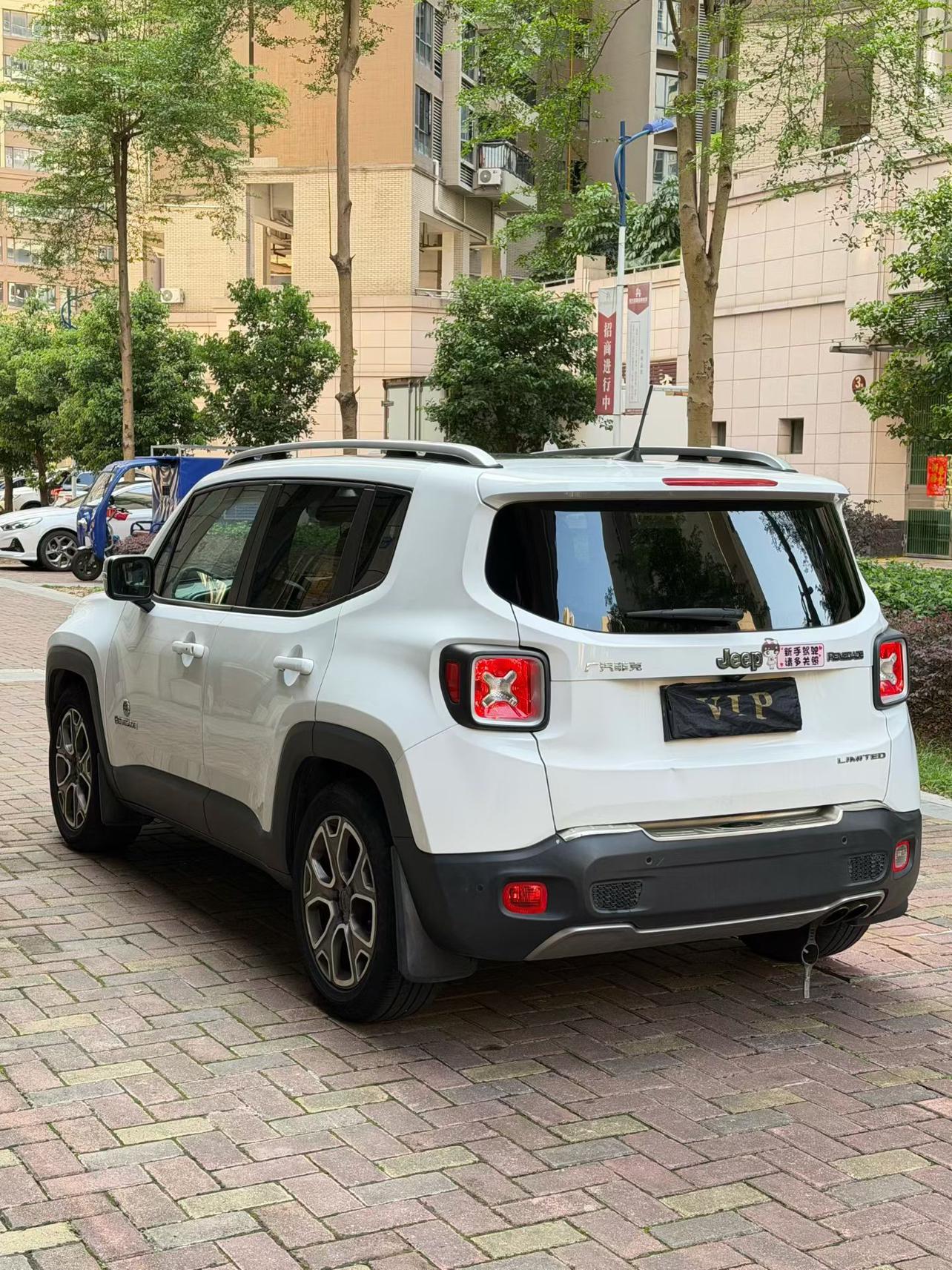 Jeep Renegade 2016 thumb 11