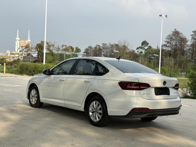Volkswagen Lavida XR 2023 thumb 2