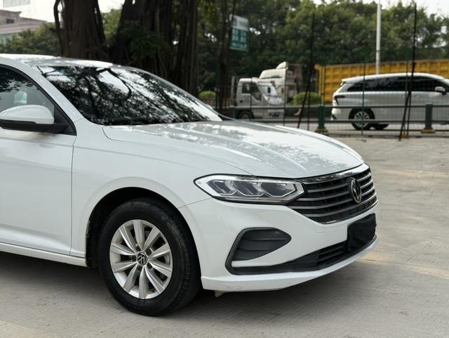 Volkswagen Lavida XR 2023 thumb 7