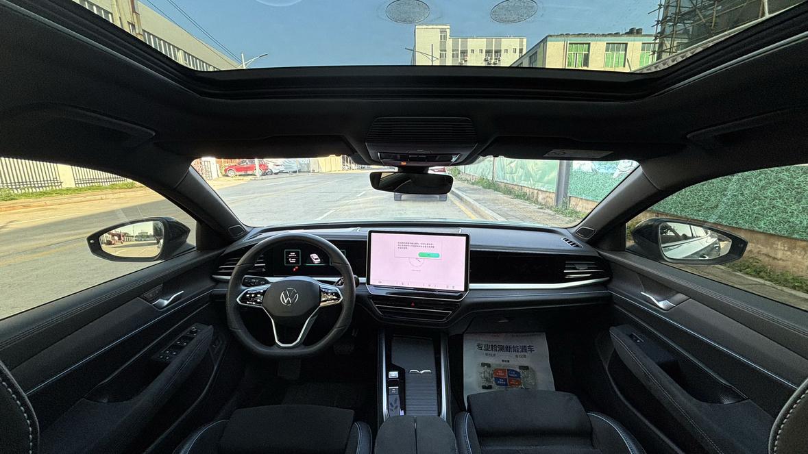 Volkswagen Passat 2024 thumb 8