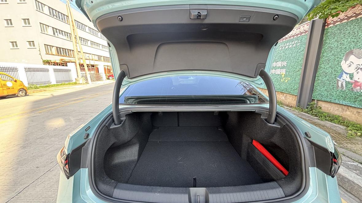Volkswagen Passat 2024 thumb 12
