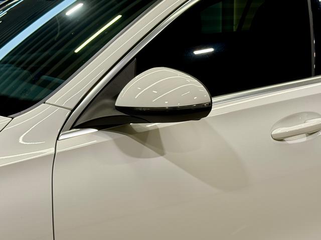 Mercedes-Benz C-Class 2022 thumb 9