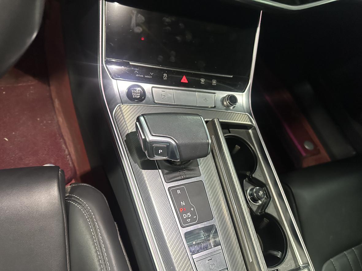 Audi A6 2023 thumb 8
