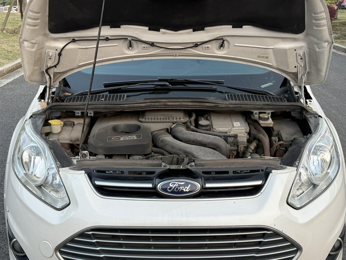Ford C-MAX 2017 thumb 5