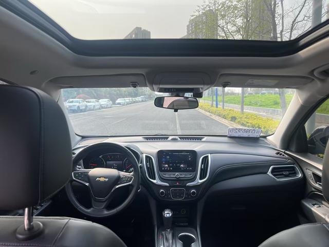 Chevrolet Equinox 2019 thumb 4
