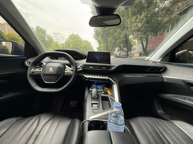 Peugeot 4008 2018 thumb 4