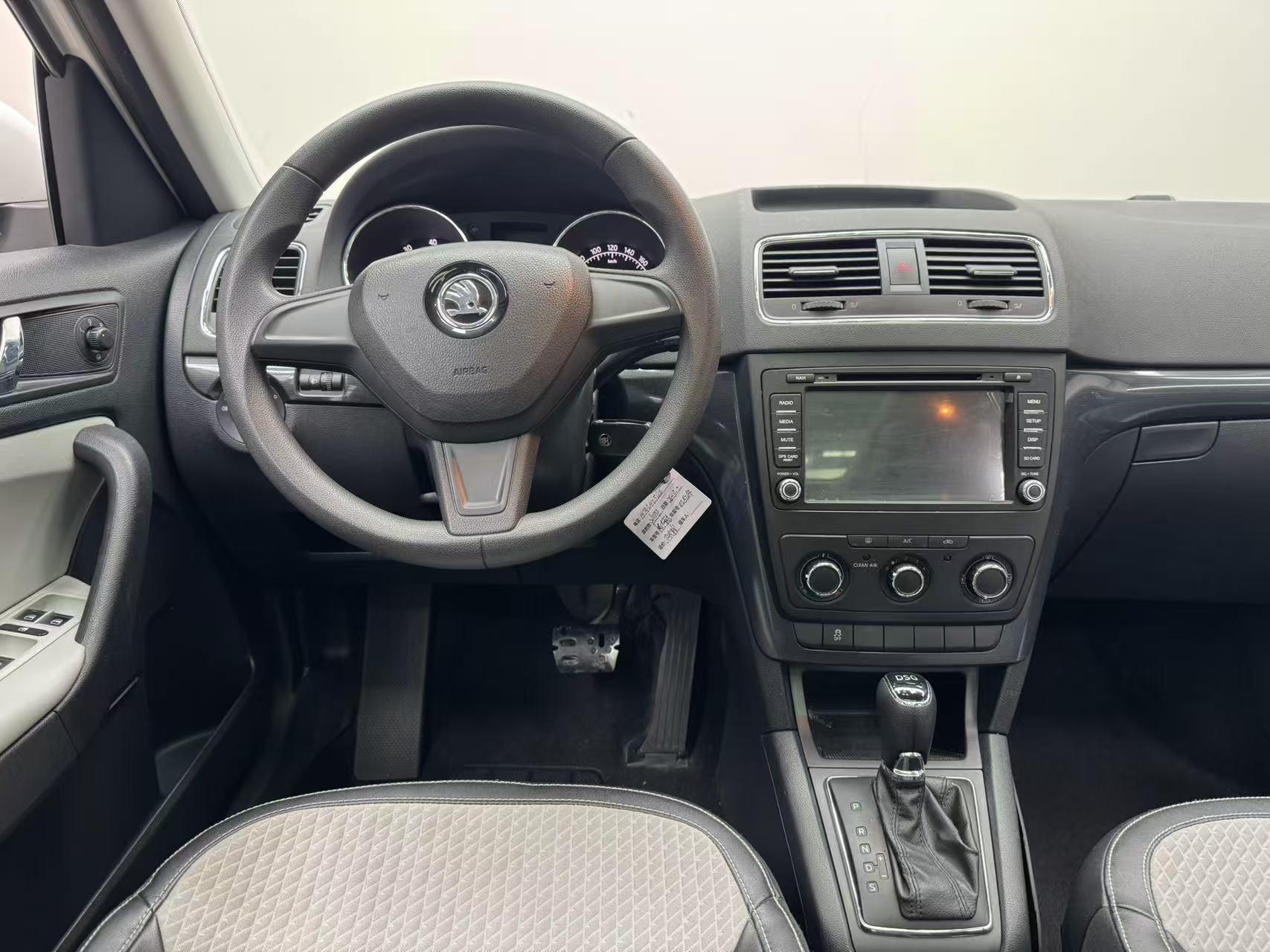 Skoda Yeti 2016 thumb 7