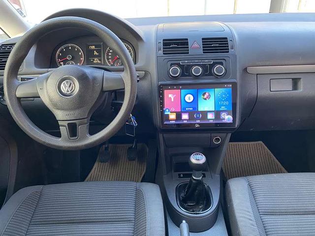 Volkswagen Touran 2013 thumb 9