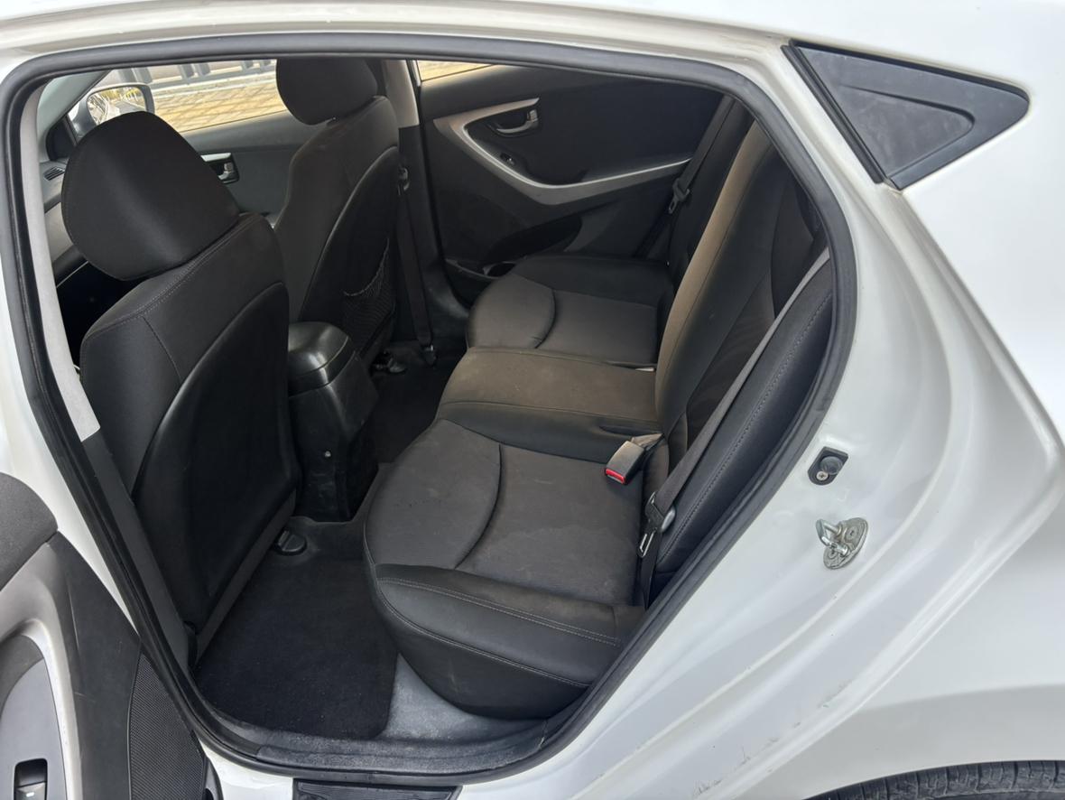 Hyundai Elantra 2016 thumb 7