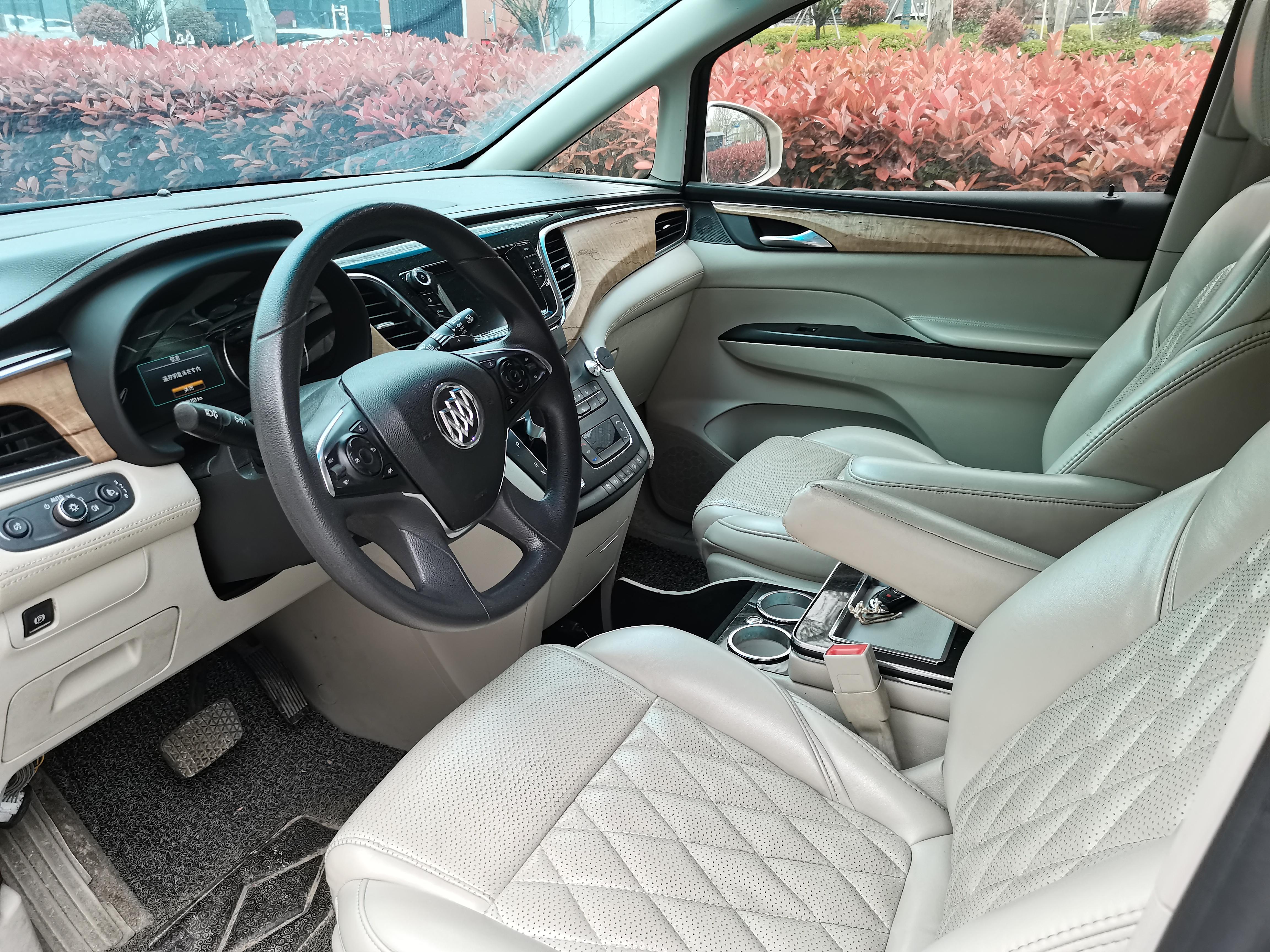Buick GL8 2017 thumb 6