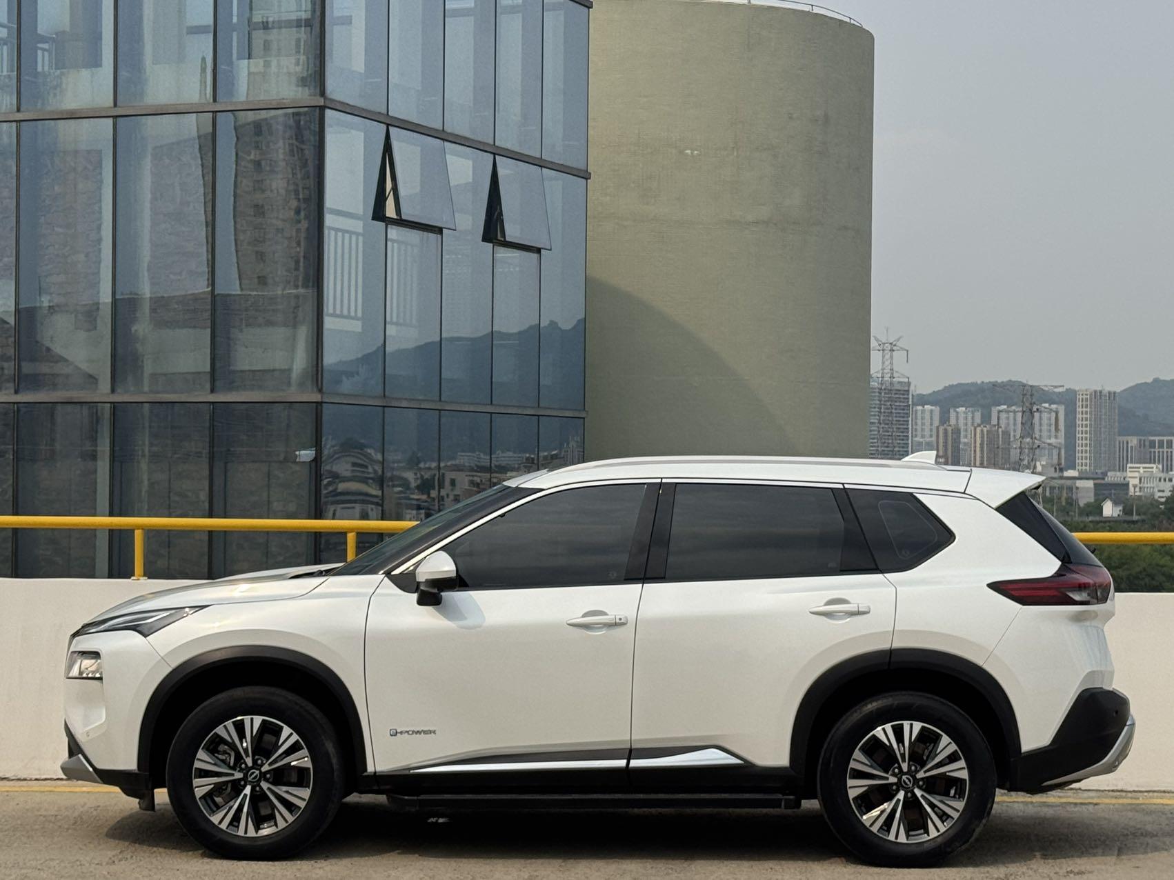 Nissan X-Trail 2023 thumb 2