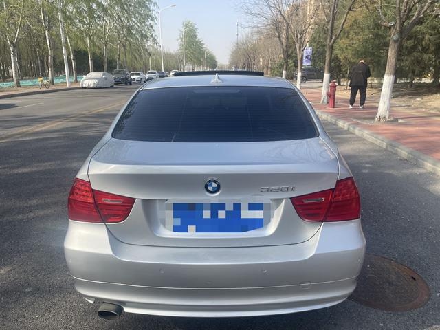 BMW 3 серии 2011 thumb 3