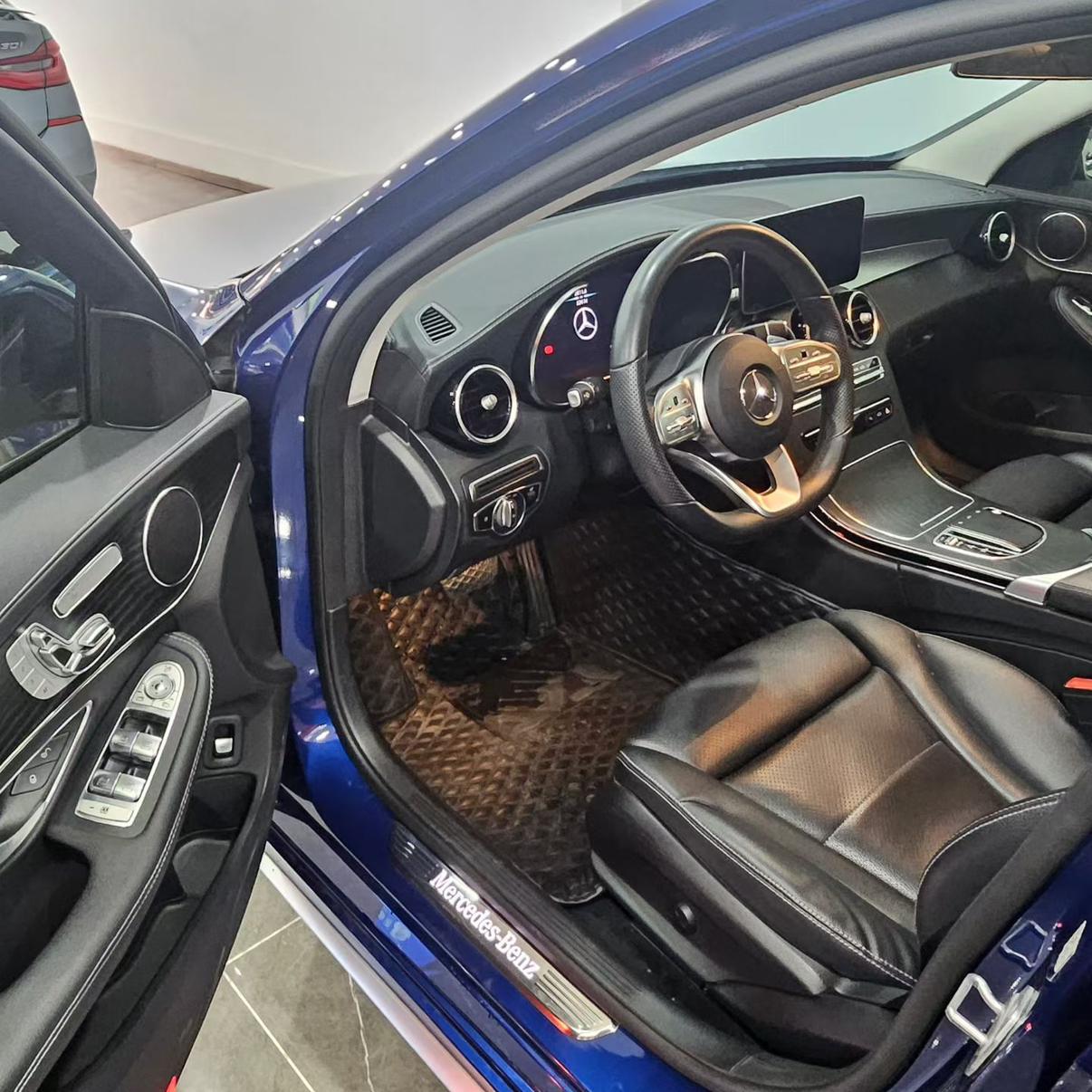 Mercedes-Benz C-Class 2021 thumb 6