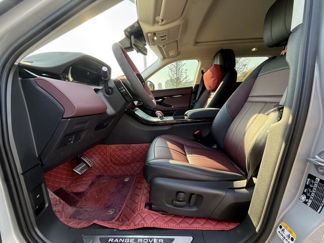 Land Rover Evoque 2024 thumb 6