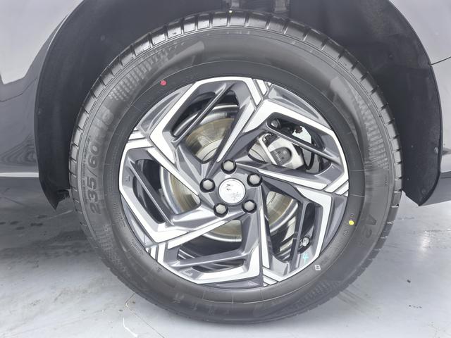 Hongqi HS3 2024 thumb 7