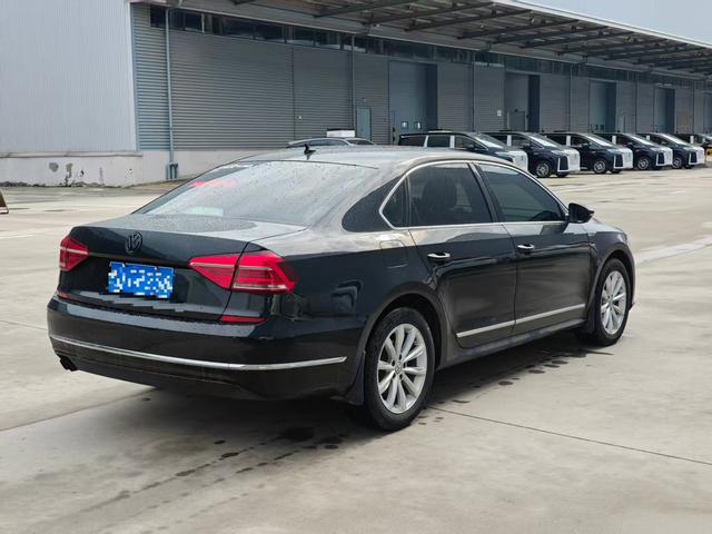 Volkswagen Passat 2017 thumb 2