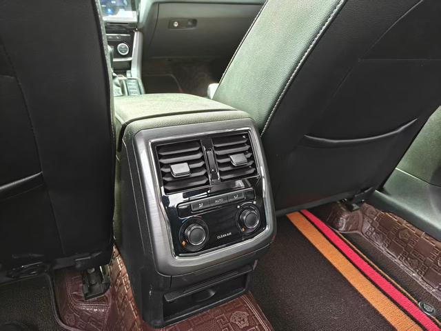 Volkswagen Passat 2017 thumb 3