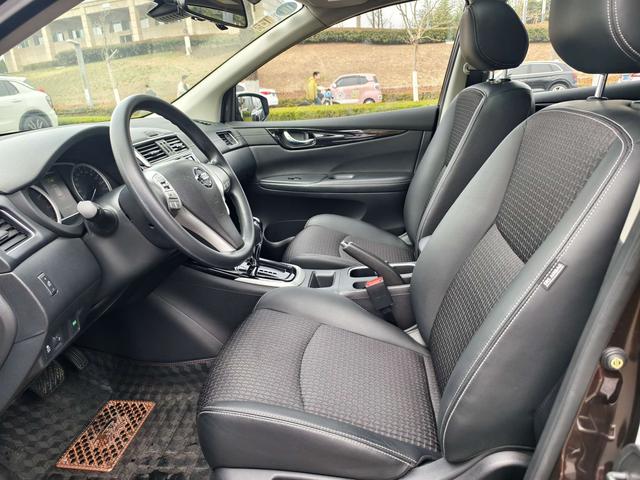 Nissan Tiida 2016 thumb 7
