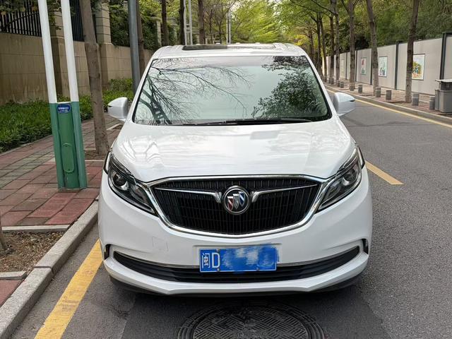 Buick GL8 2017 thumb 9