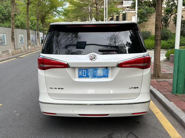 Buick GL8 2017 thumb 12