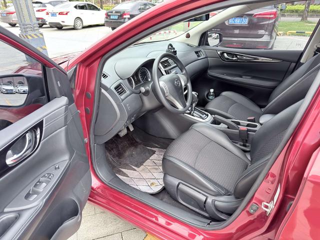 Nissan Tiida 2016 thumb 6
