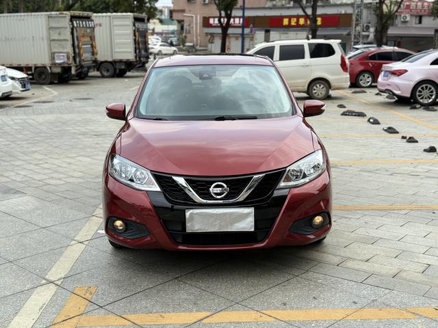 Nissan Tiida 2016 thumb 9